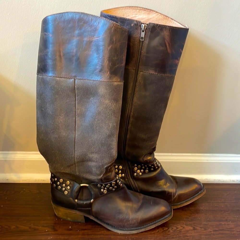 Spirit by Lucchese Knee High Boot in Brown